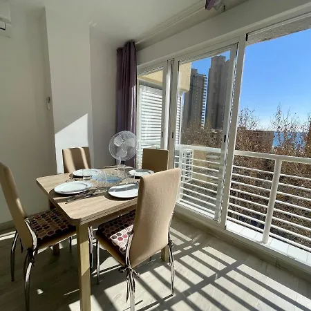 Moder Style Caballos Lägenhet *