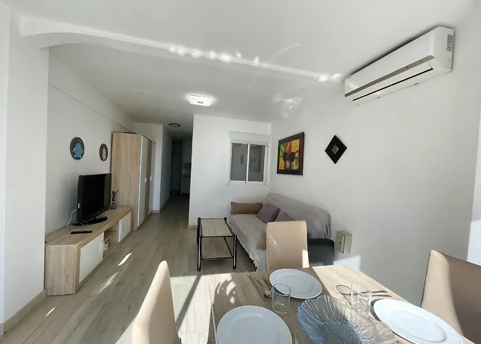 Moder Style Caballos Apartamento Benidorm